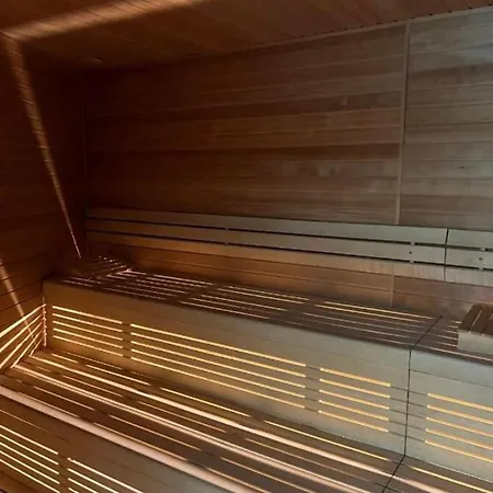 Hanza Tower Platinium ******* شتشيتسين